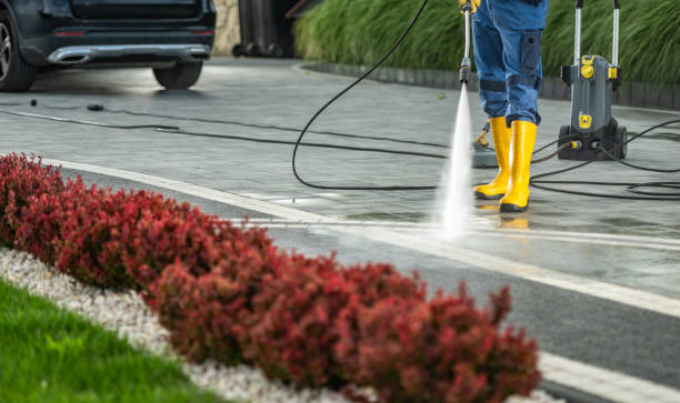 Best Concrete Pressure Washing  in Conashaugh Lakes, PA